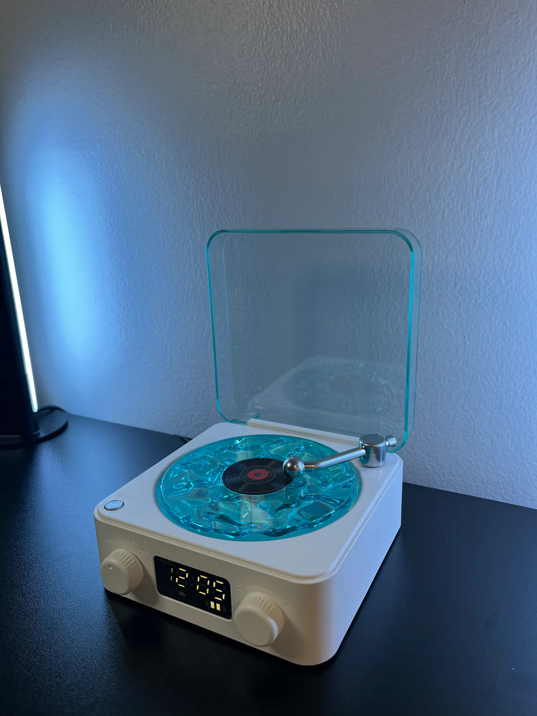 Waves Light Speaker By Retrofinds™